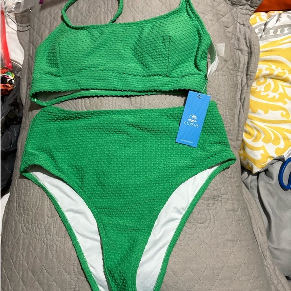 Cupshe Green Textured Bikini‎ Set - Picture 1 of 3